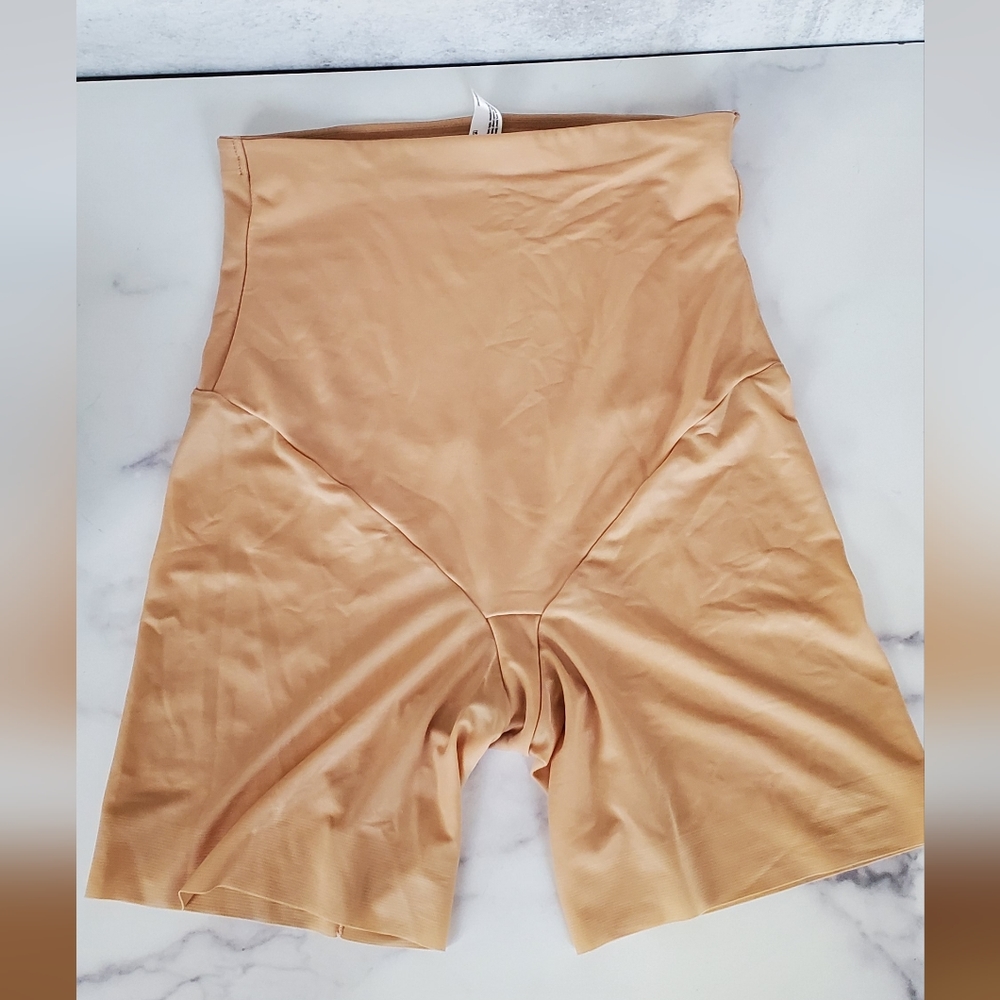 Maidenform Flexees shapewear high waisted control top shorts.